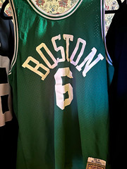 Mitchell & Ness Hardwood Classics Celtics Bill Russell #6 Jersey XL Green NBA