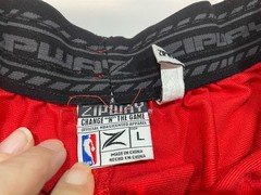 Zipway NBA Basketball Men&rsquo;s Chicago Bulls Basketball Shorts – Red Vented Sz L