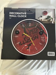 Micheal Jordan Wall Clock “LIMITS LIKE FEARS ARE OFTEN JUST AN ILLUSION » 12 Inch