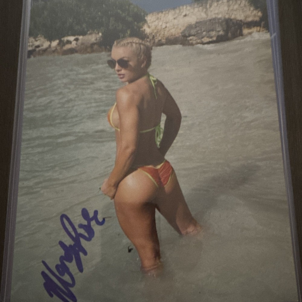 Mandy Rose Signed 8×10 Photograph Autograph NXT WWE Wrestling plus 1 free photo