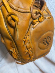 Spalding Baseball Glove Carl Yastrzemski 42-3421 Triple Crown Mitt RHT Great 2