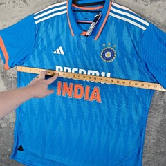 India 2023/2024 ODI Match Cricket Shirt Shirt BNWT 2XL XXL Heat Rdy Authentic