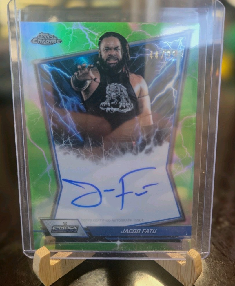 Jacob Fatu 2026 Topps Chrome WWE Blue Brand Green Refractor Auto /99