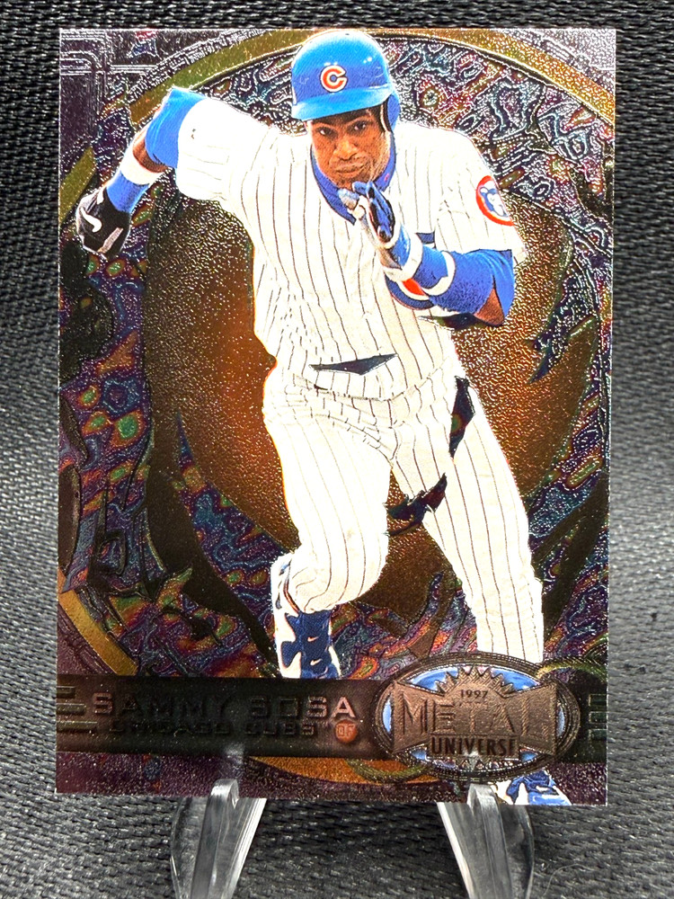 1997 Skybox Metal Universe – Sammy Sosa #15
