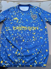 Boca Juniors Adidas Jersey – Size Medium excellent cond
