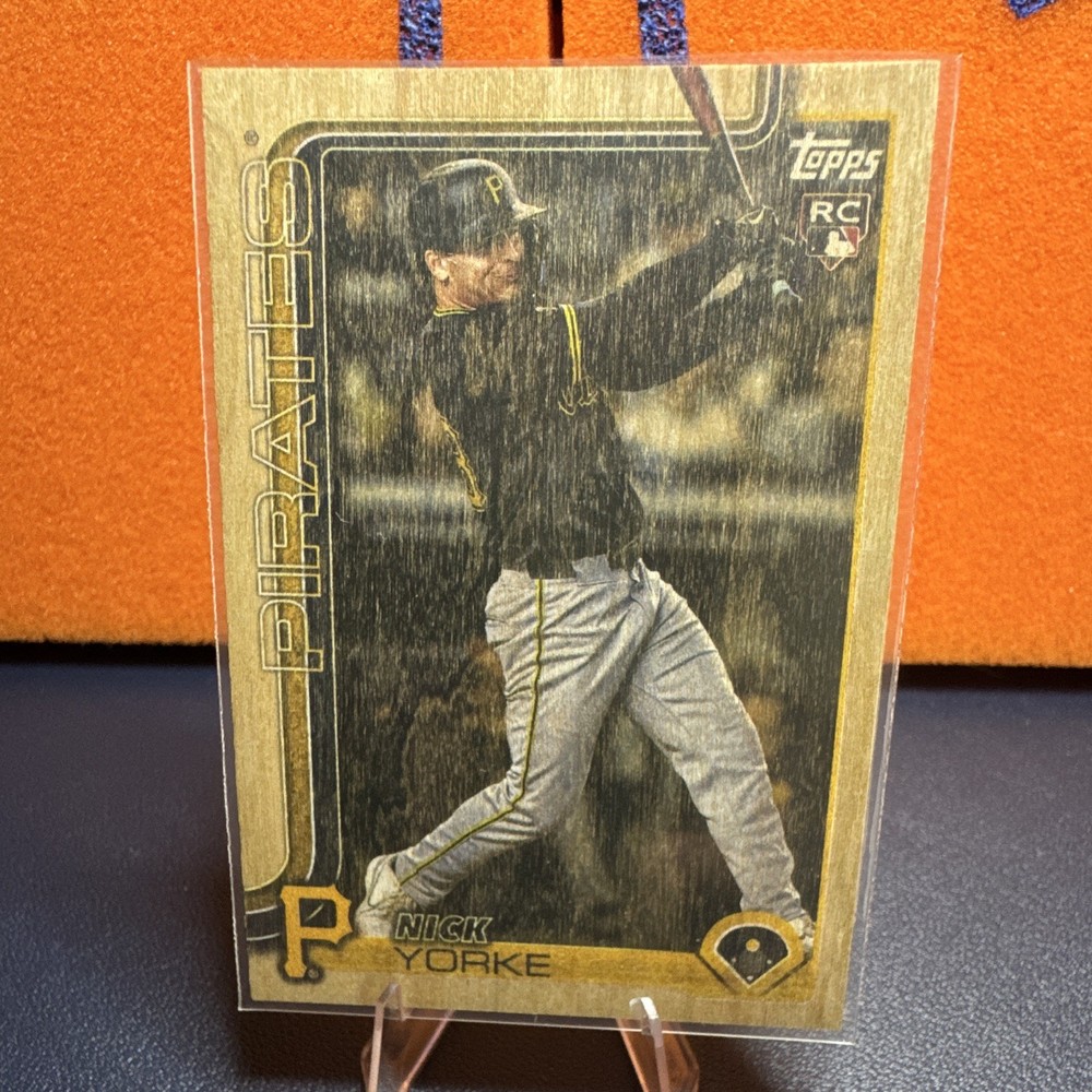 2025 Topps Series 2 – Nick Yorke #659 Wood /25 (RC)