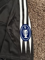 Real Madrid Ronaldo Nazario #9 04/05 UCL Home Jersey Men’s Size: L