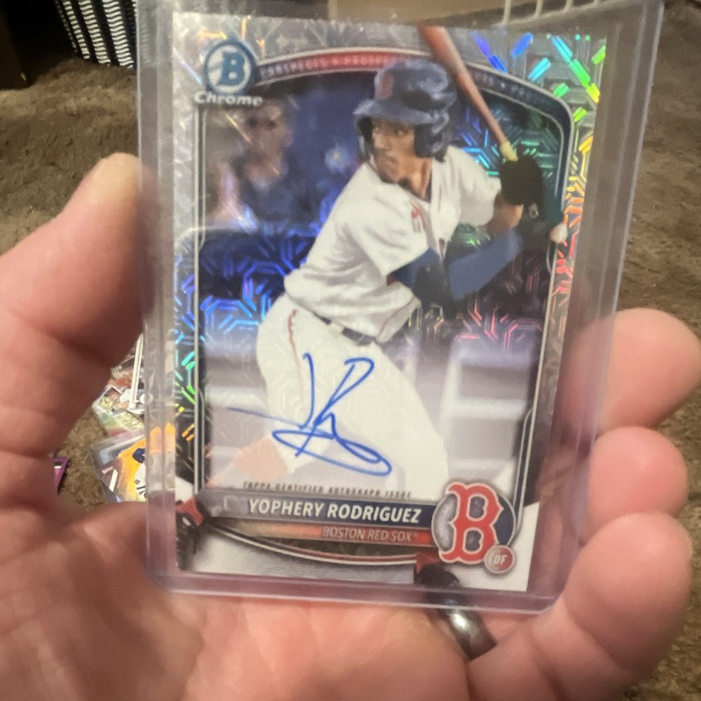 Bowman Chrome 2025 Yophery Rodriguez Mojo Refractor Auto RC BMA-YR Red Sox