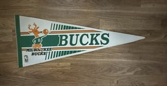 Vintage Milwaukee Bucks Pennant – Classic Cartoon Buck Logo – NBA