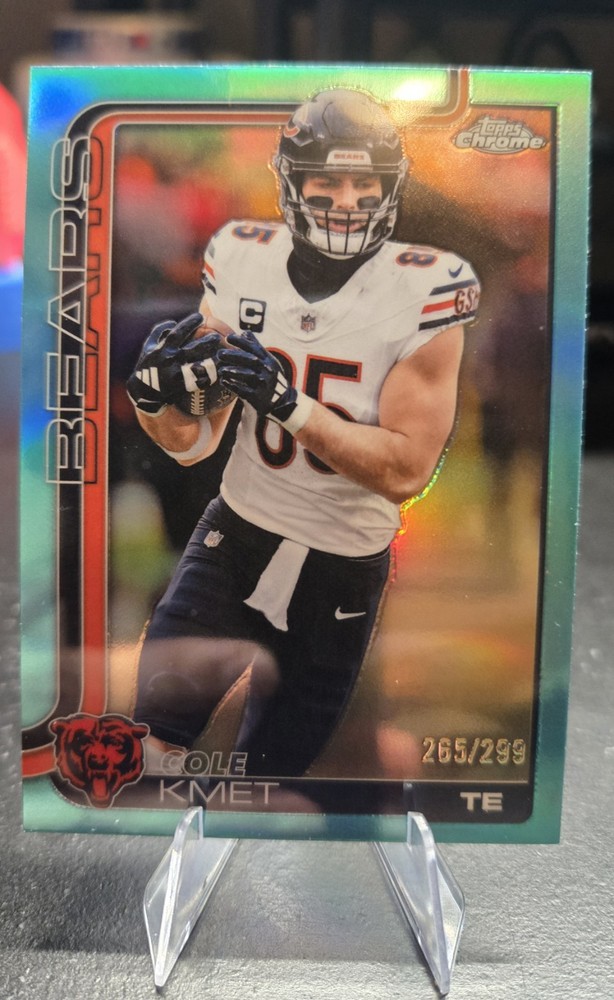 2025 Topps Chrome Footbal – Cole Kmet #51, Teal Refractor /299