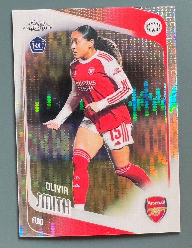 2025-26 Topps Chrome Womens UEFA #16 Olivia Smith RC Pulsar Refractor