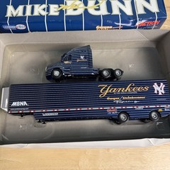 ACTION 1/64 NY YANKEES DARREL GWYNN STEINBRENNER NHRA RACING TRANSPORTER REPLICA