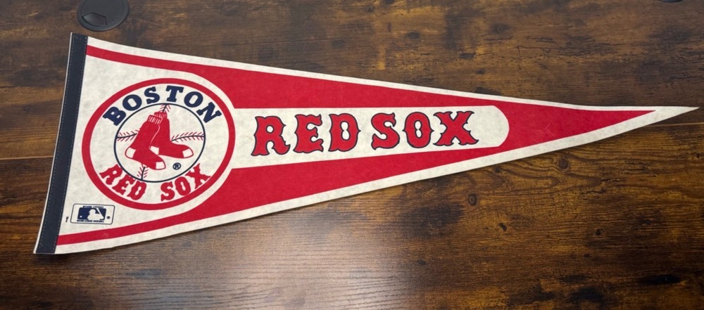 Boston Red Sox Vintage Felt Pennant MLB Sports Memorabilia 30 inches