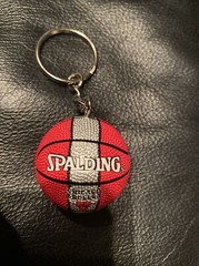 Chicago Bulls keychain with 1 .5 inch Diameter basketball Keychain