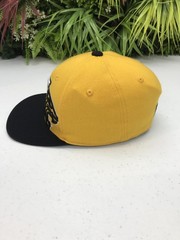 Towson Tigers Hat Cap Fitted Mens 6 1/2 to 6 7/8 Yellow Black NCAA Memory Fit
