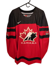 Nike Team Canada Connolly IIHF Hockey Jersey Large Red Black Sewn Stitched EUC