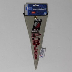 Portland Trail Blazers 2004 Wool Blend Mini Pennant 10.5&Prime;x5&Prime; Stuck On Tradition
