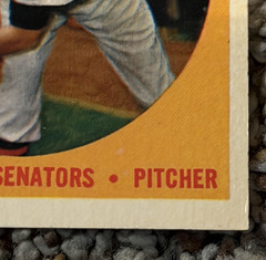 1960 Topps Jim Kaat #136 (RC) Sport Magazine 1960 Rookie Star