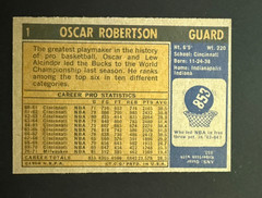 1971 Topps #1 Oscar Robertson Milwaukee Bucks HOF
