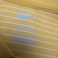 Wyoming Cowboys Shirt Mens Medium Gold NCAA Football Nike Dri Fit Polo UW Pokes