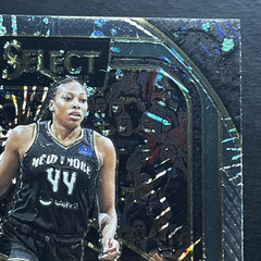 Betnijah Laney-Hamilton Silver Party Prizm SP 2025 Panini WNBA Select Premier