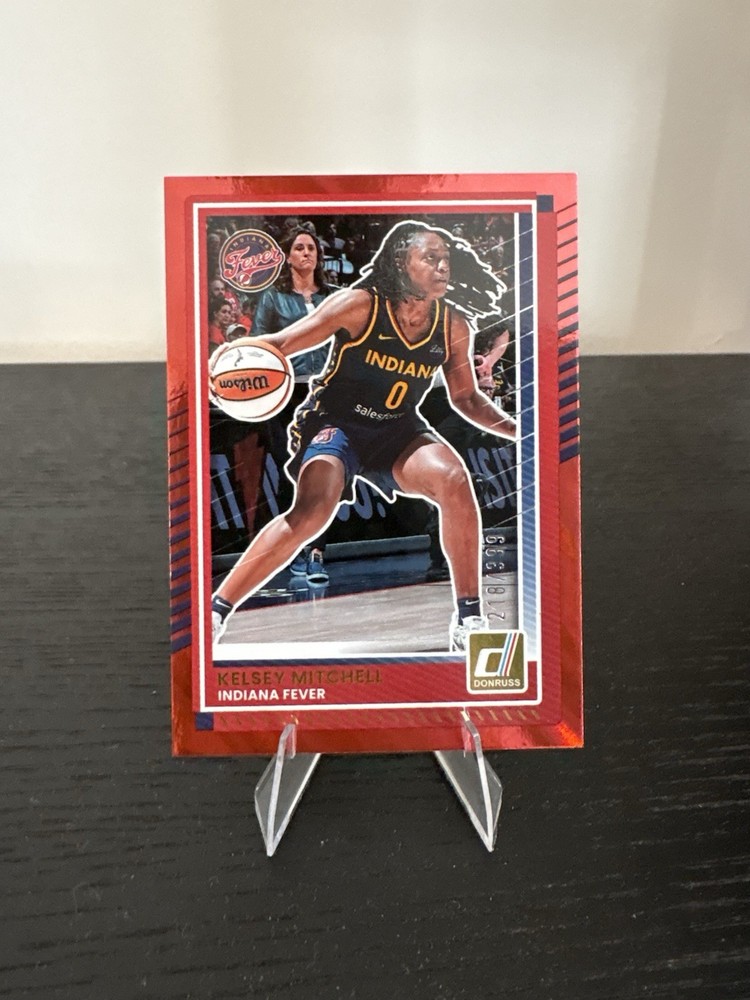 2025 Panini Donruss WNBA – Kelsey Mitchell #19 Red Shimmer #/399 Indiana Fever