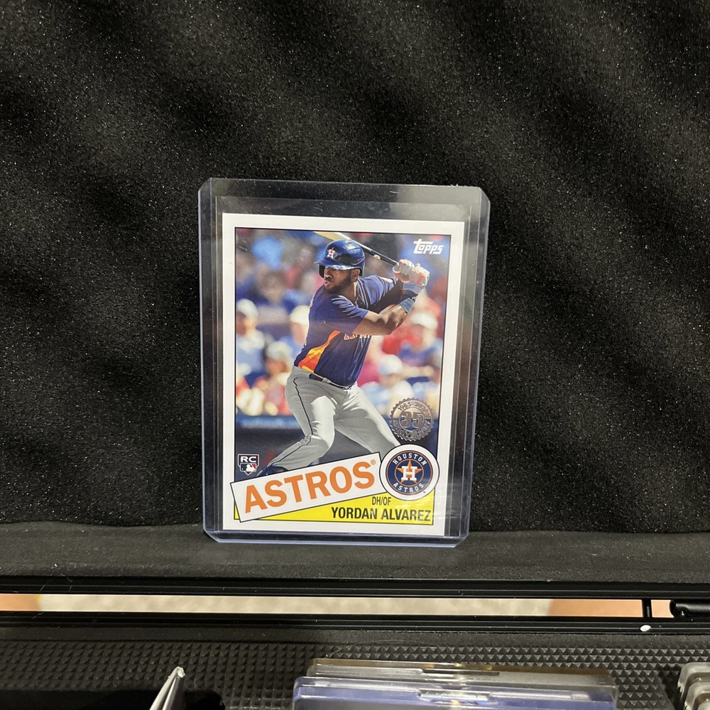2020 Topps Yordan Alvarez Rookie 1985 35th Anniversary #85TB-18 RC Astros