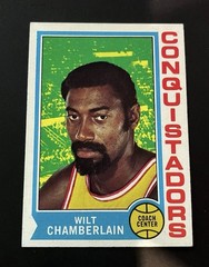 Topps 1974-75 Topps Wilt Chamberlain Los Angeles Lakers #250 Coach Center 1