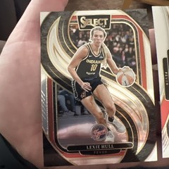 2025 Panini Select WNBA #12 Lexie Hull Snapshots Lexie hill premier level # 138