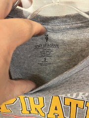 SOFT AS A GRAPE GRAY PITTSBURGH PIRATES T-SHIRT WOMEN&rsquo;S VARIOUS SIZES NEW