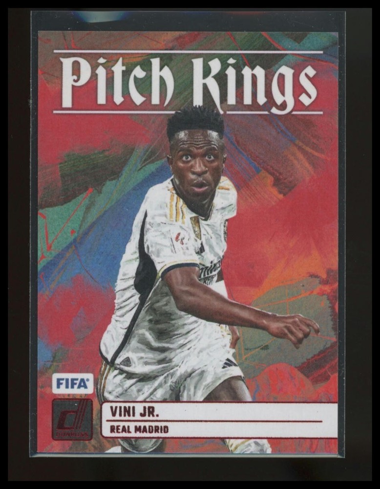 VINI JR. 2023-24 Panini Donruss Soccer Real Mardrid Red Parallel Pitch Kings #12
