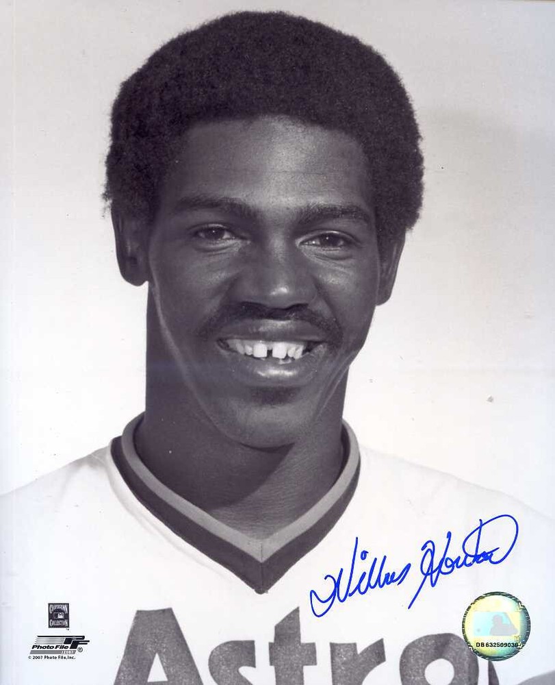 Wilbur Howard (D.2022) w/the Houston Astros- signed 8×10 photo INPERSON w/ COA
