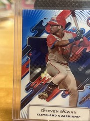 2025 Topps Pristine – Steven Kwan #282 Blue Pristine Pulsar Refractor /75