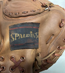Vintage New York Yankees Yogi Berra Spalding Catchers Mitt Glove