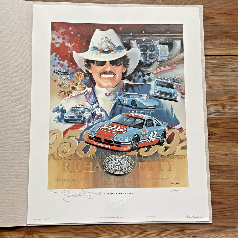 Richard Petty, « The Randleman Rocket” 19x 24 Limited Print 94/950 Vance Garvin