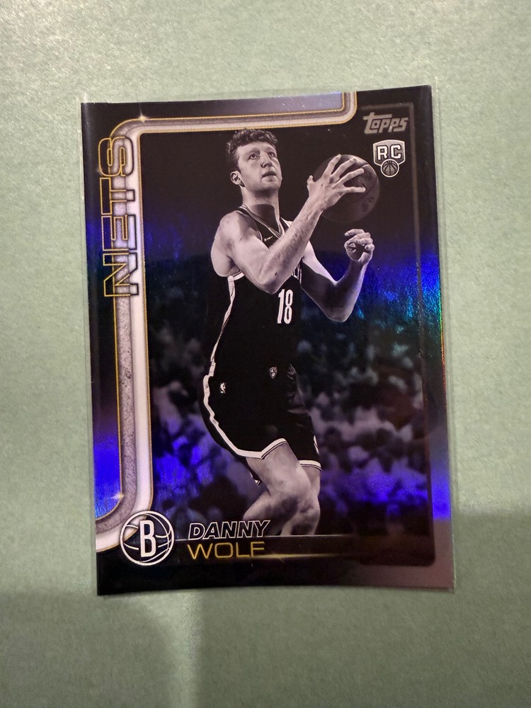 2025-26 Topps #FRO-DW Danny Wolf Flagship Real One Relics Orange Rainbow #/25
