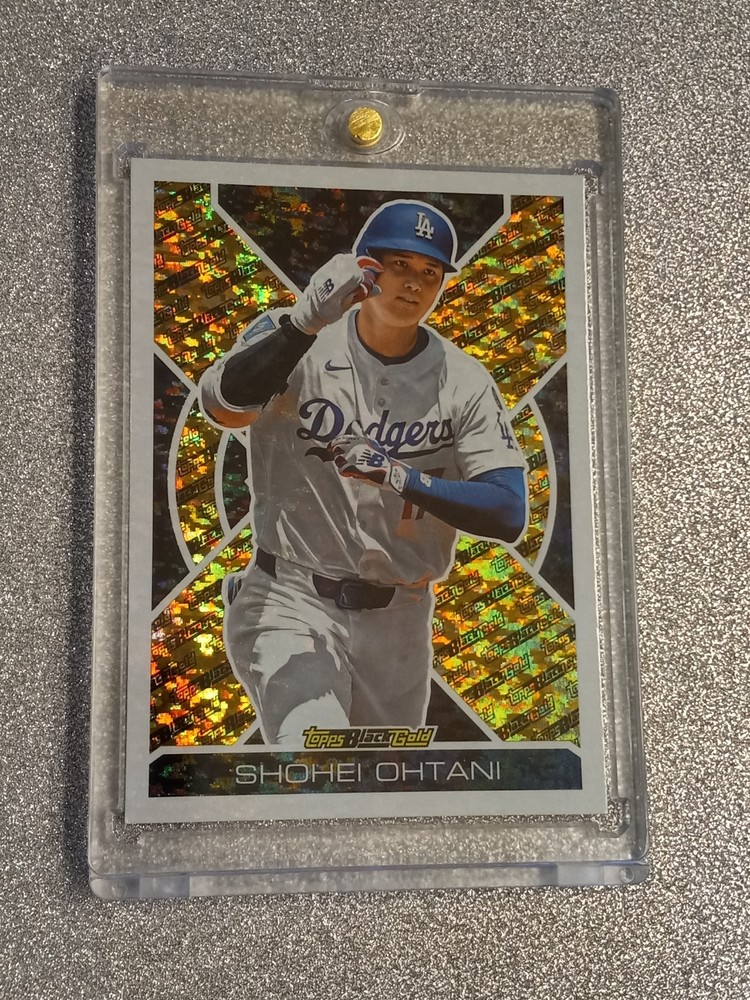 SHOHEI OHTANI RARE GOLD SHIMMER REFRACTOR TOPPS INVESTMENT CARD DODGERS MVP MINT