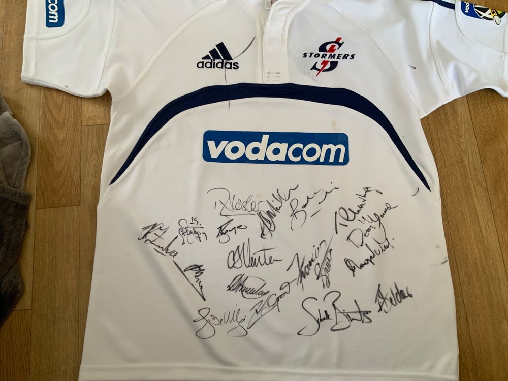South Africa Stormer signed Rugby players jersey short Sleeve SIZE M