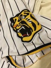 NEW MIZUNO Japan NPB HANSHIN TIGERS Baseball Jersey WHITE Blk #88 Yano X Large