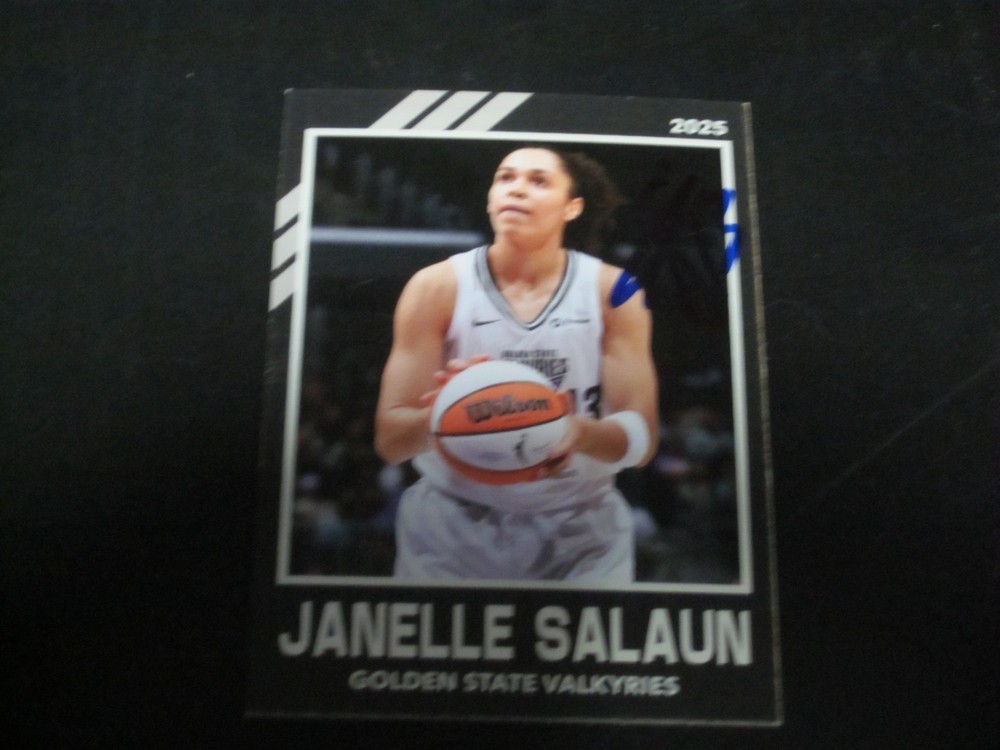 JANELLE SALAUN SIGNED AUTOGRAPHED 2025 GOLDEN STATE VALKYRIES CARD