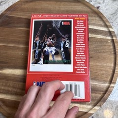 1999 CLEO NBA Valentines Cards – 32 Cards / 48 NBA Seals – New Sealed Box