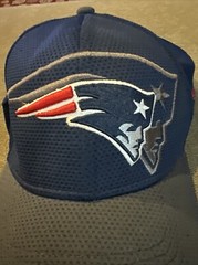 New England Patriots Blue Grey Brim Embroidered Hat Size L/XL (KC)