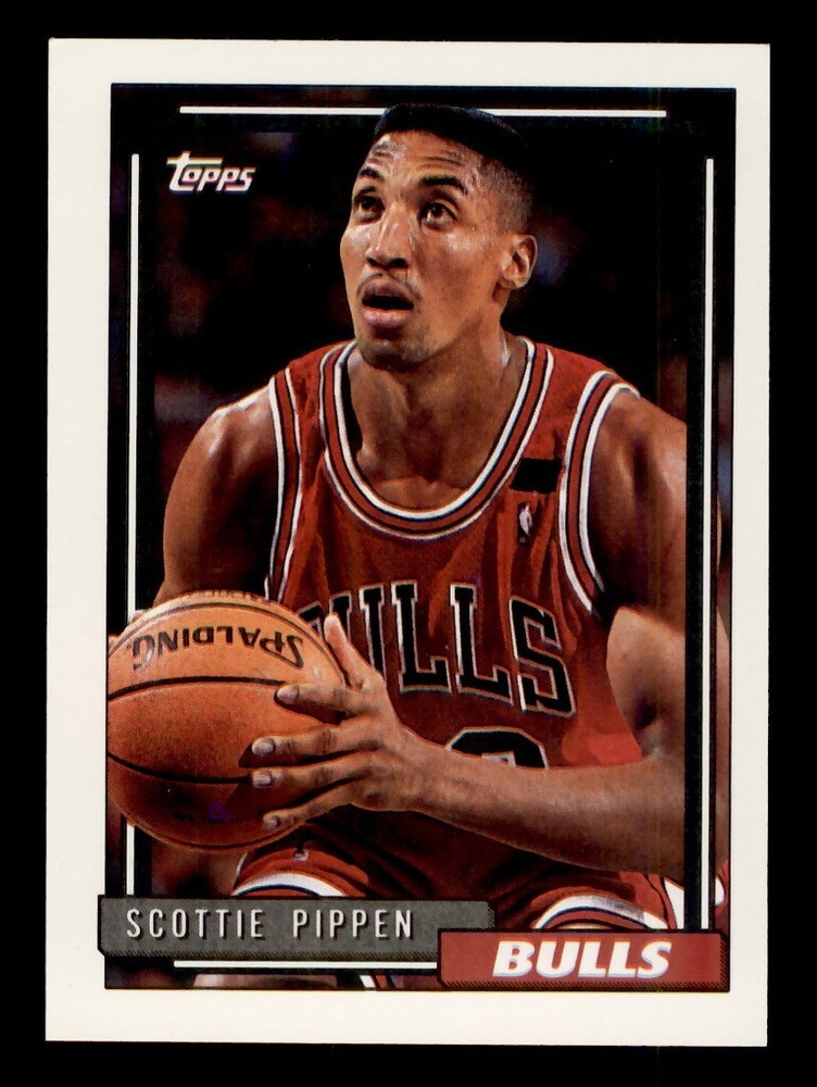 1992-93 TOPPS #389 SCOTTIE PIPPEN CHICAGO BULLS HOF