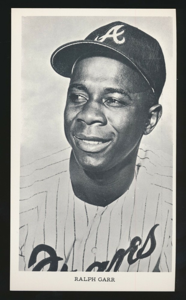 1970 Atlanta Braves Team Issue (3-3/8&Prime;x 5-1/2&Prime;) -RALPH GARR