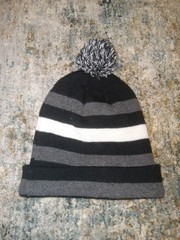 North Dakota Fighting Hawks beanie hat Black,White, and Gray