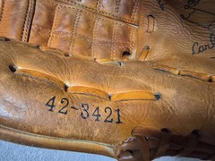 Spalding Baseball Glove Carl Yastrzemski 42-3421 Triple Crown Mitt RHT VTG 4