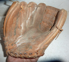 Vtg 1960&rsquo;s Leather Cambridge BL 89 Cowhide V-Hinge Baseball Glove Japan LHT S-24
