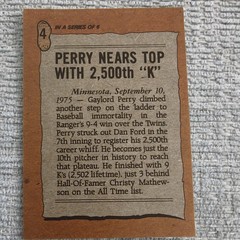 1983 Topps – Gaylord Perry Autograph #4 of 6