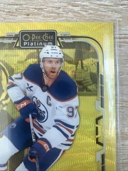 2025-26 O-Pee-Chee Platinum Connor McDavid Neon Yellow Surge #63 Edmonton Oilers