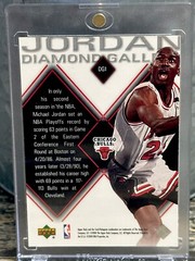 Michael Jordan Card 90’s INSERT RAINBOW HOLO FOIL SSP RARE 🔥 BULLS JERSEY #23